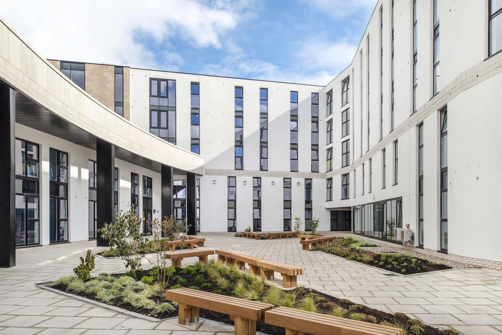 Destiny Student - Holyrood Apartment Edinburgh Exterior photo